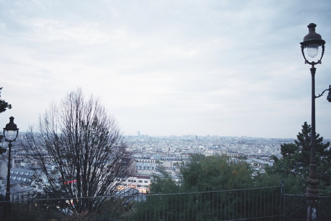 assets/img/destinations/Lexy France.jpg Professional Lexy France Airport Taxi